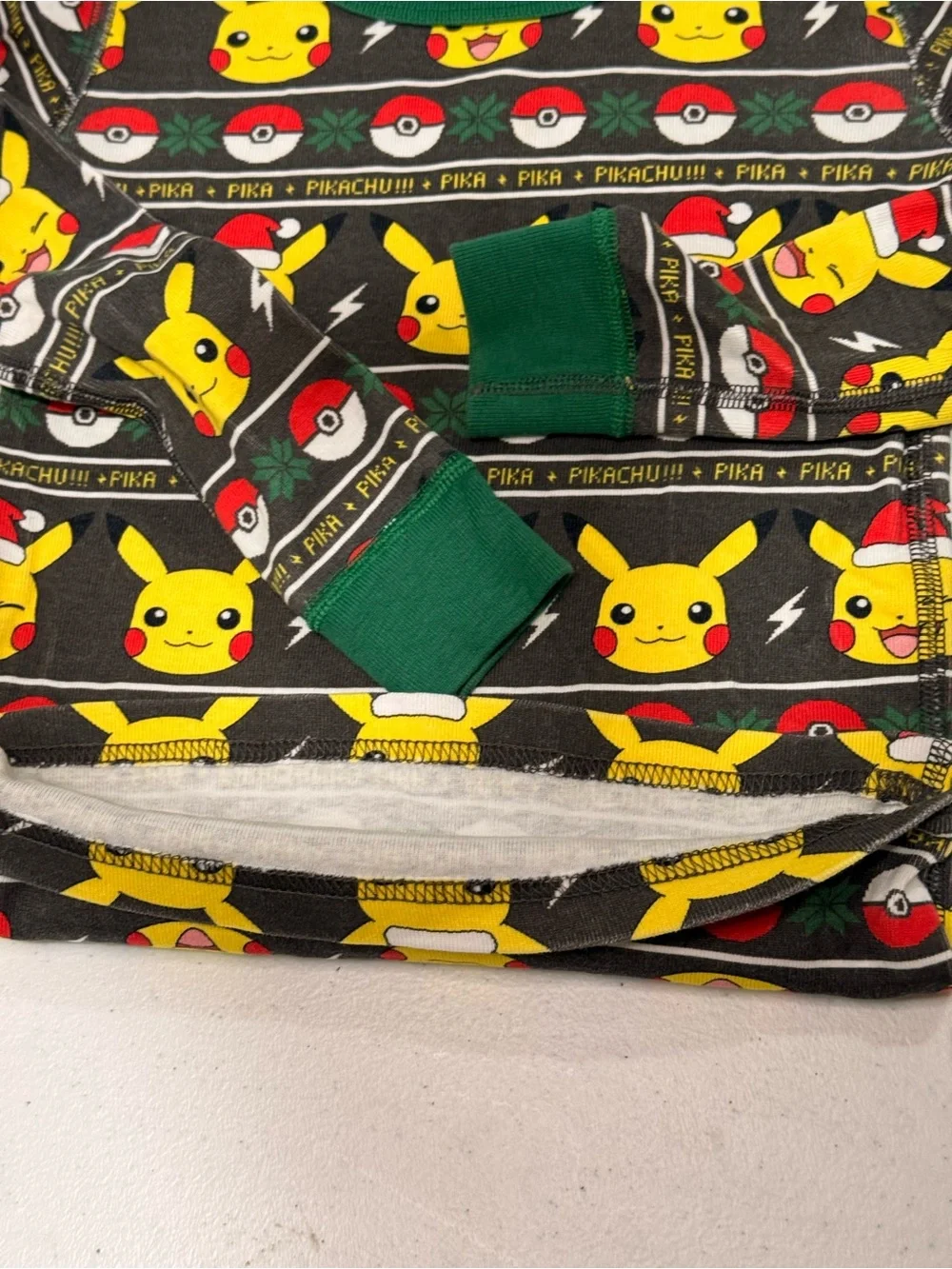 Hannah Andersson Pokémon Pikachu Christmas Pajamas Size 5 Holiday Organic Cotton